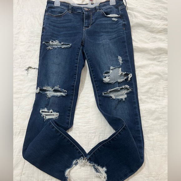 American Eagle distressed stretch jeans. Size 10 - Picture 3 of 5